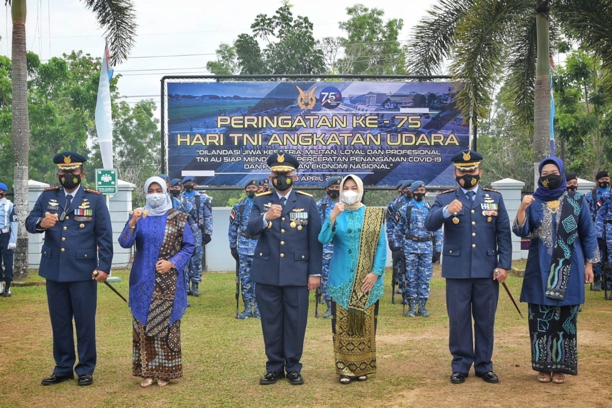Aspers Kogabwilhan I Pimpin Upacara Peringatan ke-75 TNI AU di Lanud RHF Tanjungpinang