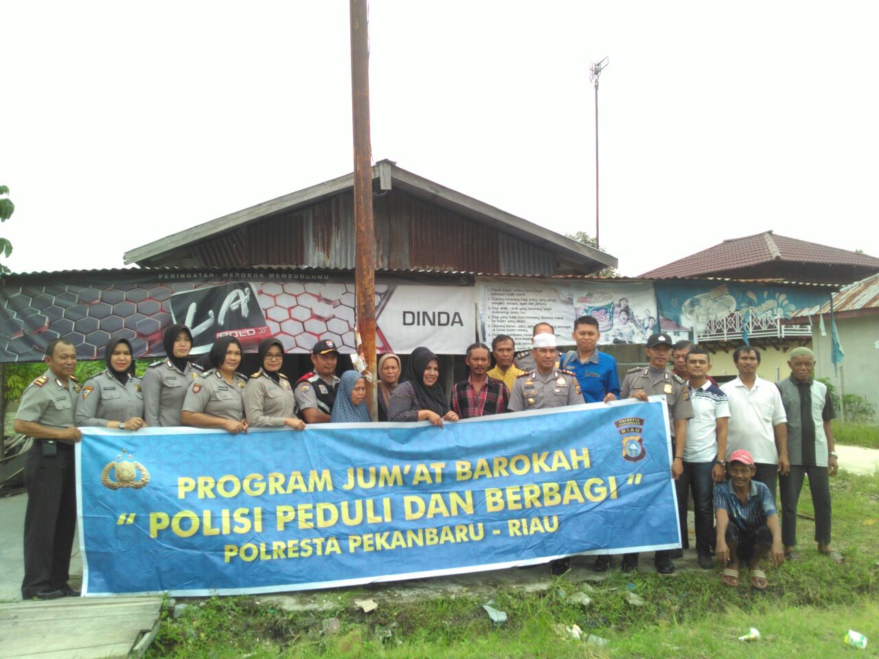 Polisi Peduli Masyarakat, Ketua RT 05 Apresiasi Jumat Barokah Polresta Pekanbaru
