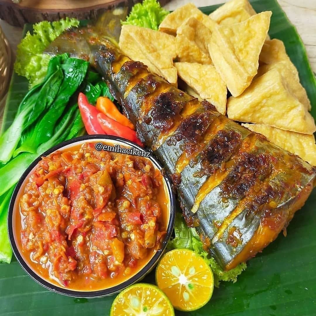 Lezatnya Ekor Ikan Tenggiri Bakar Cocok Untuk Menu Makan Siang