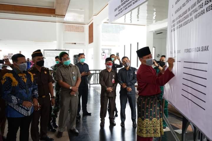 Pjs Bupati Siak Ajak ASN dan Penghulu Netral di Pilkada 2020