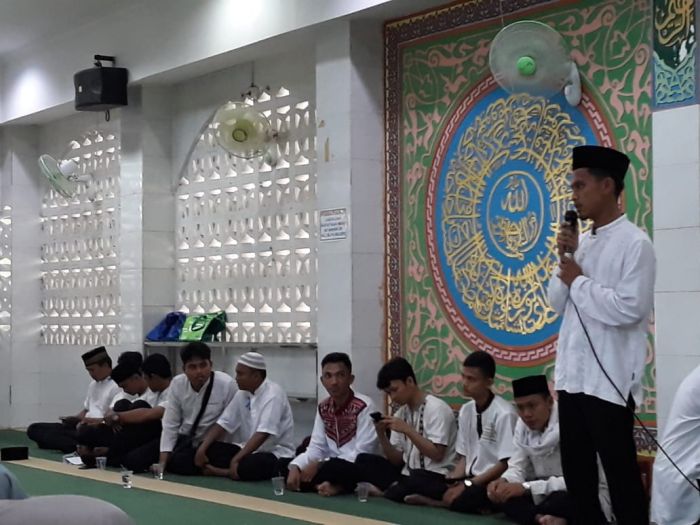 368 Mahasiswa Prodi Matematika UIR Khatam Al Quran