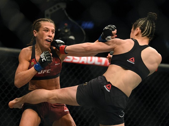 Pertandingan Brutal, Kepala Petarung UFC Wanita Ini Sampai 'Penyok'