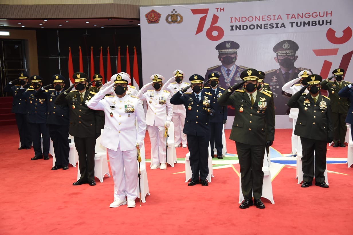 Panglima TNI Hadiri Upacara Peringatan HUT Ke-76 Kemerdekaan RI di Istana Negara