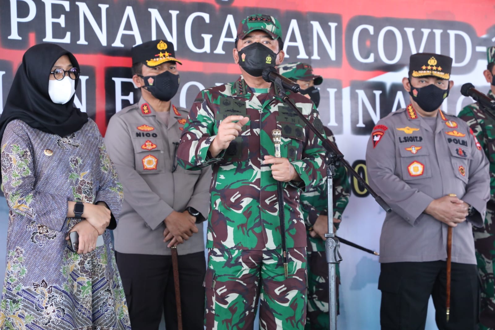 Panglima TNI Tinjau Serbuan Vaksinasi di RSNU Banyuwangi