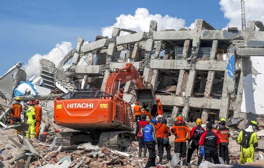 UPDATE:  Korban Tewas Gempa dan Tsunami Sulteng Mencapai 1.571 Jiwa