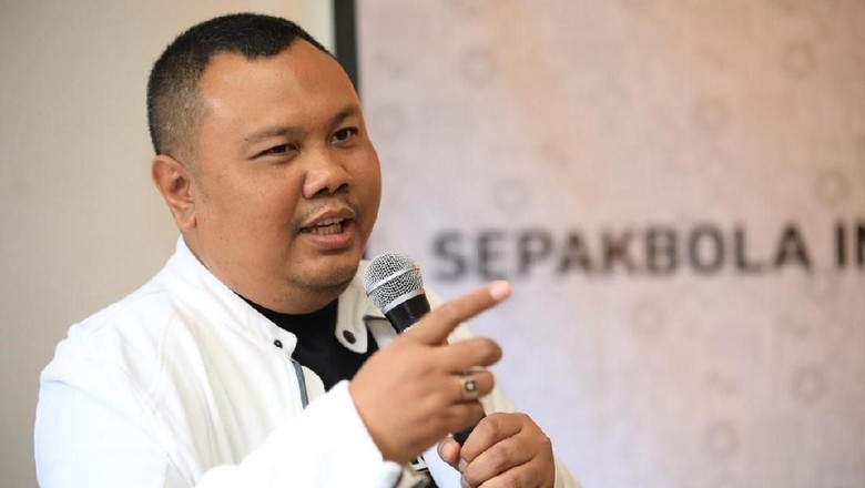 Pemerintah Jangan Malu Minta Tolong Dunia Untuk Tangani Pandemi, Hensat: Tapi Tanpa Imbalan