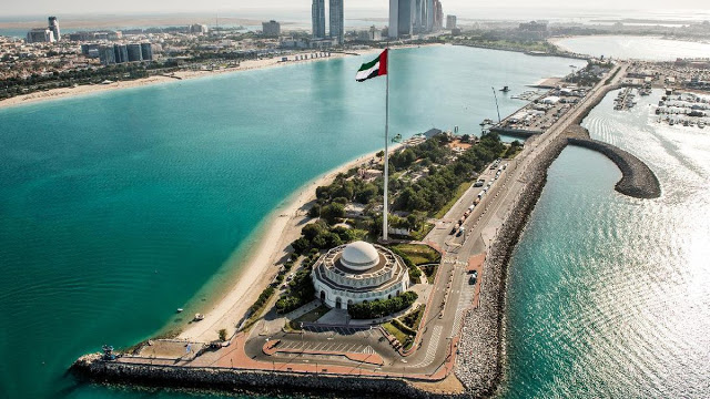 Abu Dhabi Tawarkan Vaksin Gratis Buat Turis Asing