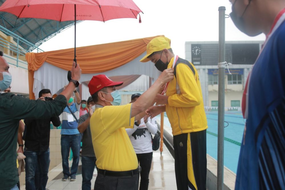 Buka Kejurda Renang, Pj Sekda  Riau : Ini Membangkitkan Gairah Olahraga