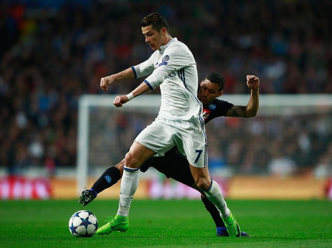 Madrid Kalahkan Napoli 3-1