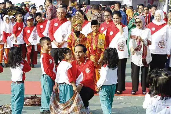 Sulap Jokowi Ketahuan Anak-anak