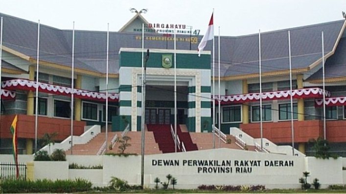 Fungsi Legislasi DPRD Riau Dinilai Tidak Jalan