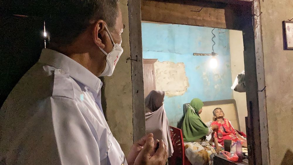 Respon Cepat Melalui Media Sosial, Masyarakat Kagumi Gubernur Riau
