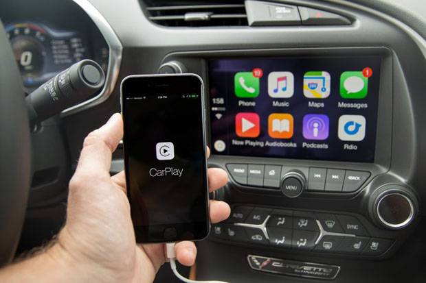 Jaguar dan Land Rover Mulai Gunakan CarPlay dan Android Auto