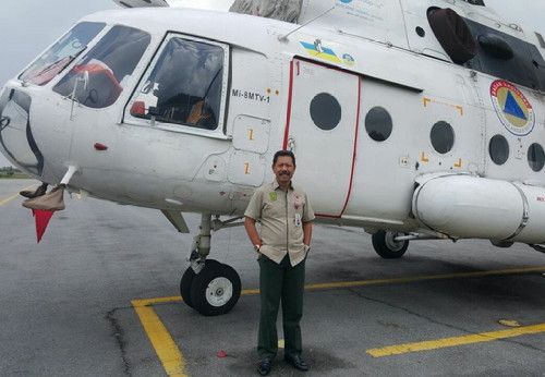 Dua Helikopter Diterjunkan Padamkan Karhutla di Rimbo Panjang