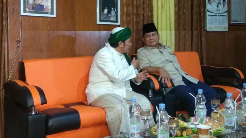 Prabowo Sowan ke Ponpes Al-Kaumani di Kendal, Jawa Tengah