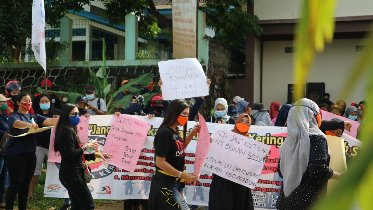 Aksi Unjuk Rasa di Kawasan Industri Lobam Dia Orang Reaktif Hasil Rapid Test