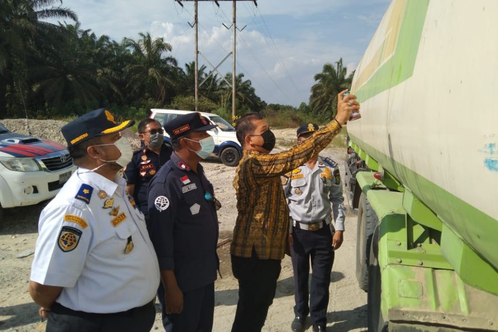 Libatkan Polres dan Denpom, Dishub Riau Gelar Razia ODOL