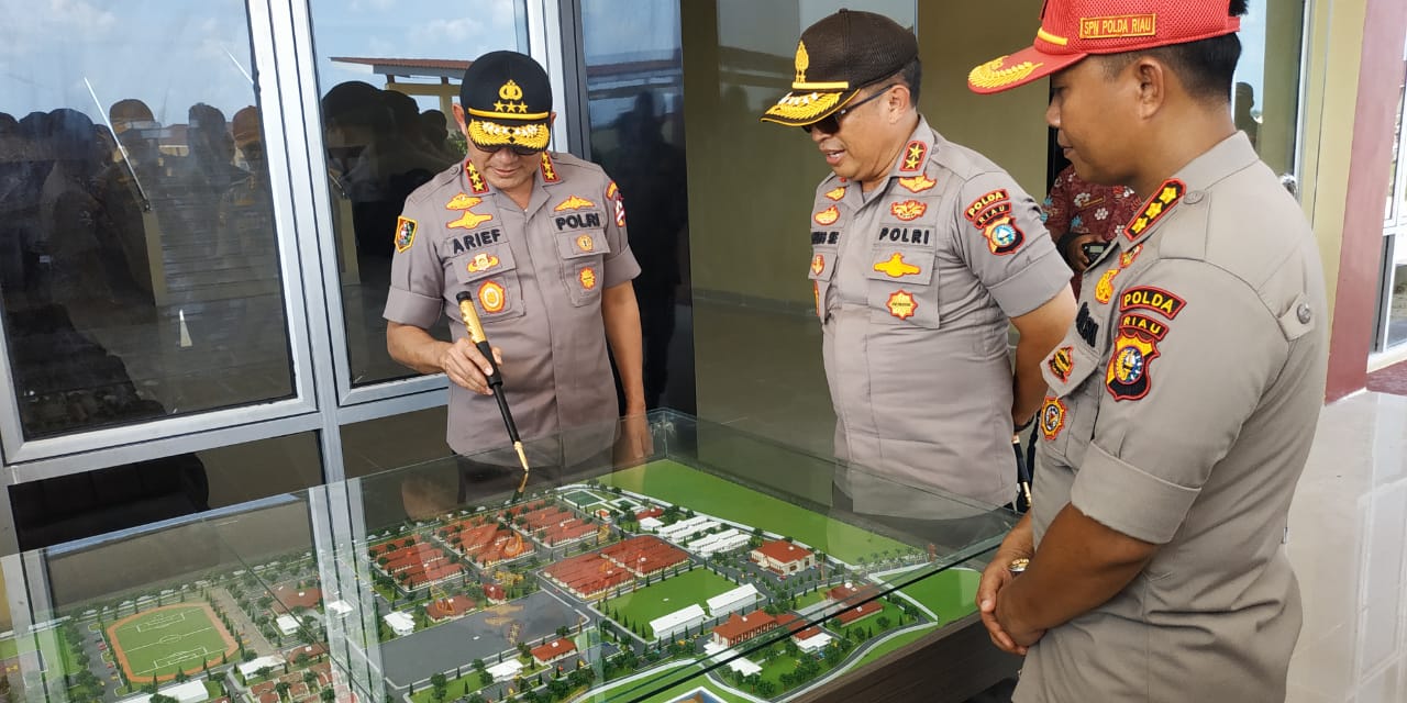 Kunjungi SPN Polda Riau, Kalemdiklat Polri Silaturahmi dengan Personel dan 203 Siswa Diktukba Polri