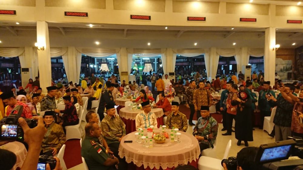 Kafilah STQ Riau Ikuti Malam Ta'aruf