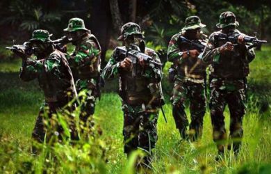 Kontak Senjata dengan KKB, Satu Anggota TNI Dilaporkan Tewas