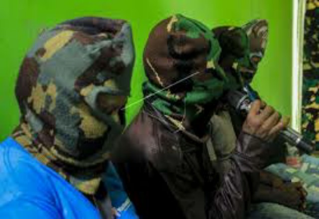 Angkat Bendera Putih, Pimpinan OPM dan 17 Anggotanya Menyerahkan Diri