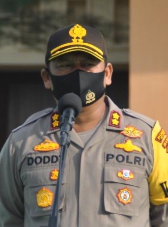 Ratusan Personil Polres Siak Diterjunkan untuk Pengamanan Pendaftaran Tiga Pasang Calon Bupati dan Wabup