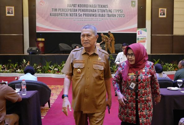 Wabup Inhil H Syamsuddin Uti Ikuti Peluncuran SIPETI KERIS saat Menghadiri Rakoornis TPPS Provinsi Riau TH 2023