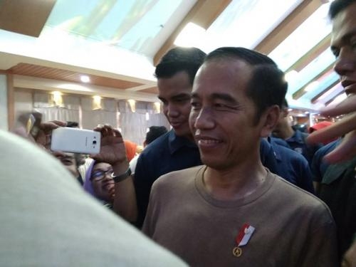 Curhat Kurang Istirahat, Jokowi: Saya Seperti Mesin