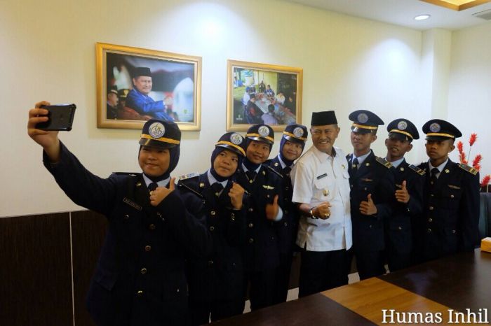 Syamsuddin Uti Terima Kunjungan Taruna-Taruni Politeknik Perikanan Dumai