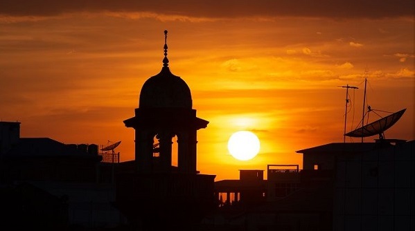Khatib Shalat Idul Fitri di Agam Meninggal Saat Berikan Khotbah di Mimbar