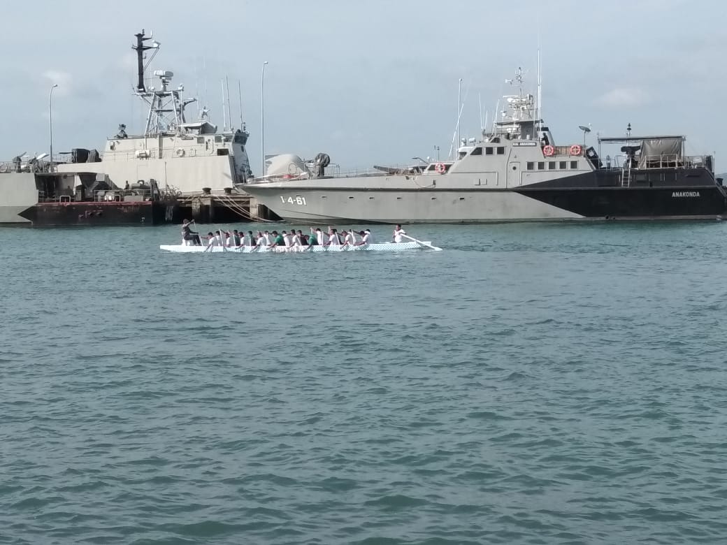 Jaga Kebugaran Prajurit KRI/KAL Jajaran Satrol Lantamal IV Latih Dayung Perahu Naga