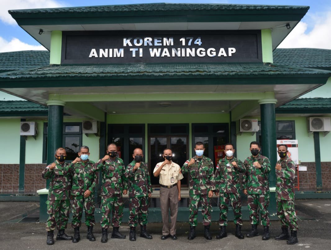 Kasipers Korem 174/ATW Merauke Terima Kunjungan Tim Pusjarah TNI