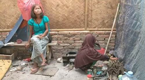 Anak Hebat! Bocah 7 Tahun Rawat Ibu Alami Gangguan Jiwa Seorang Diri, Ayah Entah Dimana