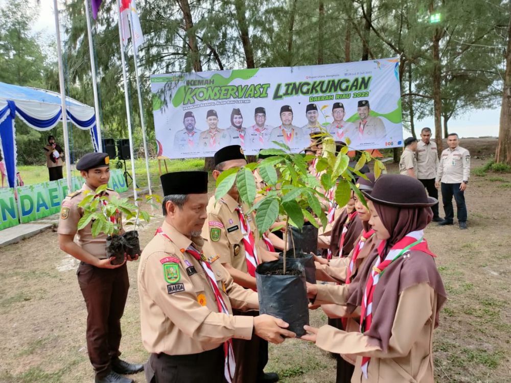 Masrul : Pembentukan Karakter Siswa, Pendidikan Kepramukaan Salah Satu Solusinya
