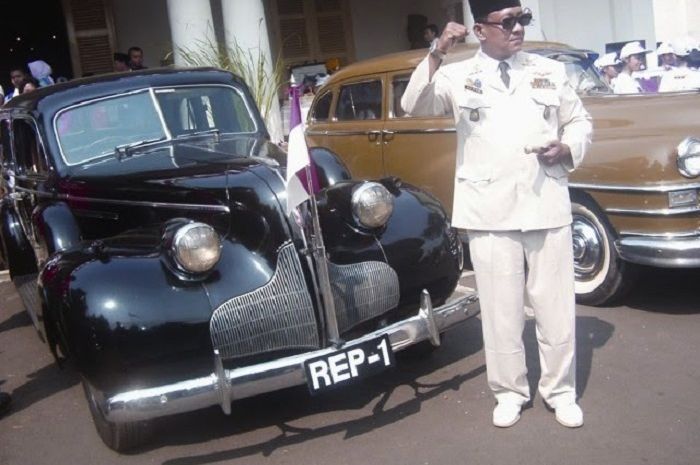 Lima Mobil 'Canti' Koleksi Soekarno yang Legendaris