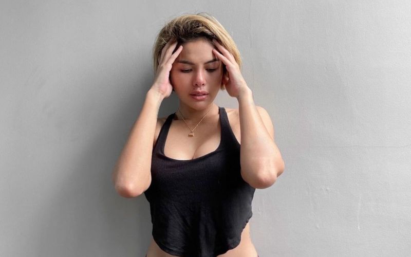 Nikita Mirzani Pamer Celana Dalam Ungu, Netizen: Ini Lo Manusia apa Adanya