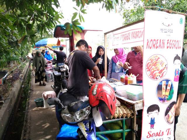 Omzet Pedagang Keliling di Tembilahan Menurun Akibat COVID-19