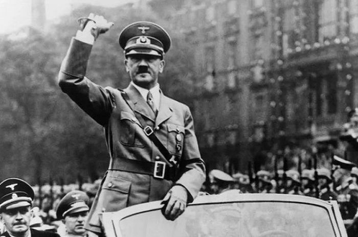 Adolf Hitler Tenyata Pernah Ajukan Kredit Mobil