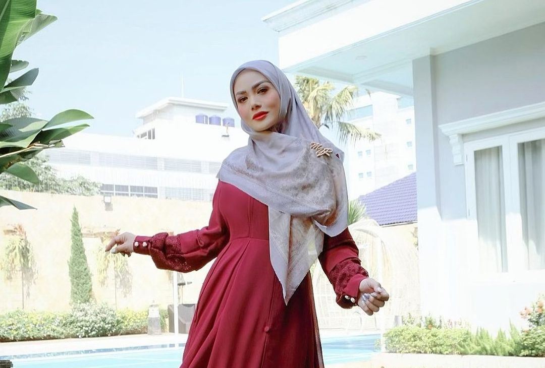 Krisdayanti Pakai Hijab, Netizen Bilang Begini