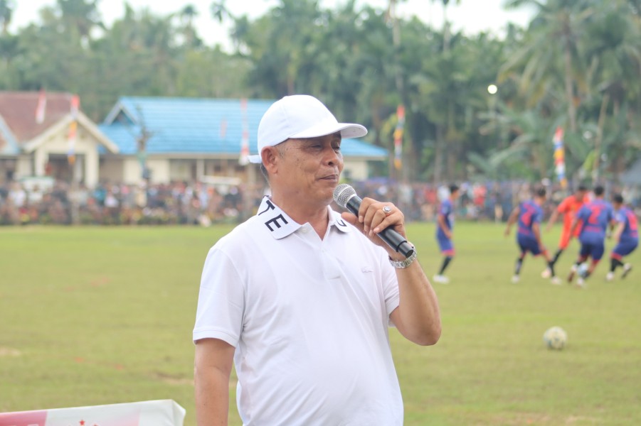 Bupati Indragiri Hilir Hadiri Penutupan Turnamen Sepakbola DPI Cup V Tahun 2025