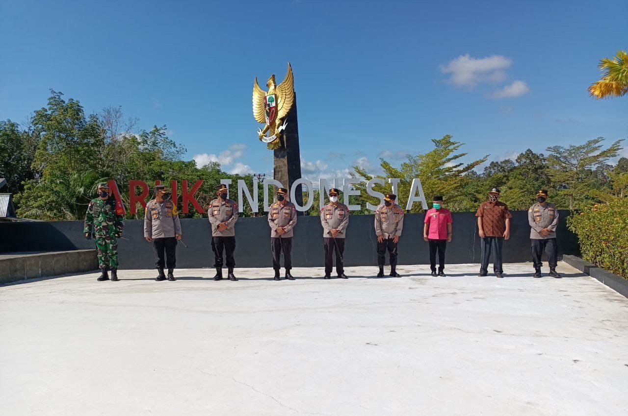 Kunjungan Kabaharkam Polri, Dandim Sambas Jelaskan Penanganan PMI