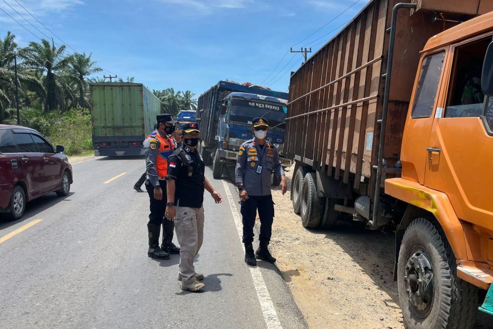 Razia Hari Kedua, Dishub Riau Tilang 94 Kendaraan di Rohil