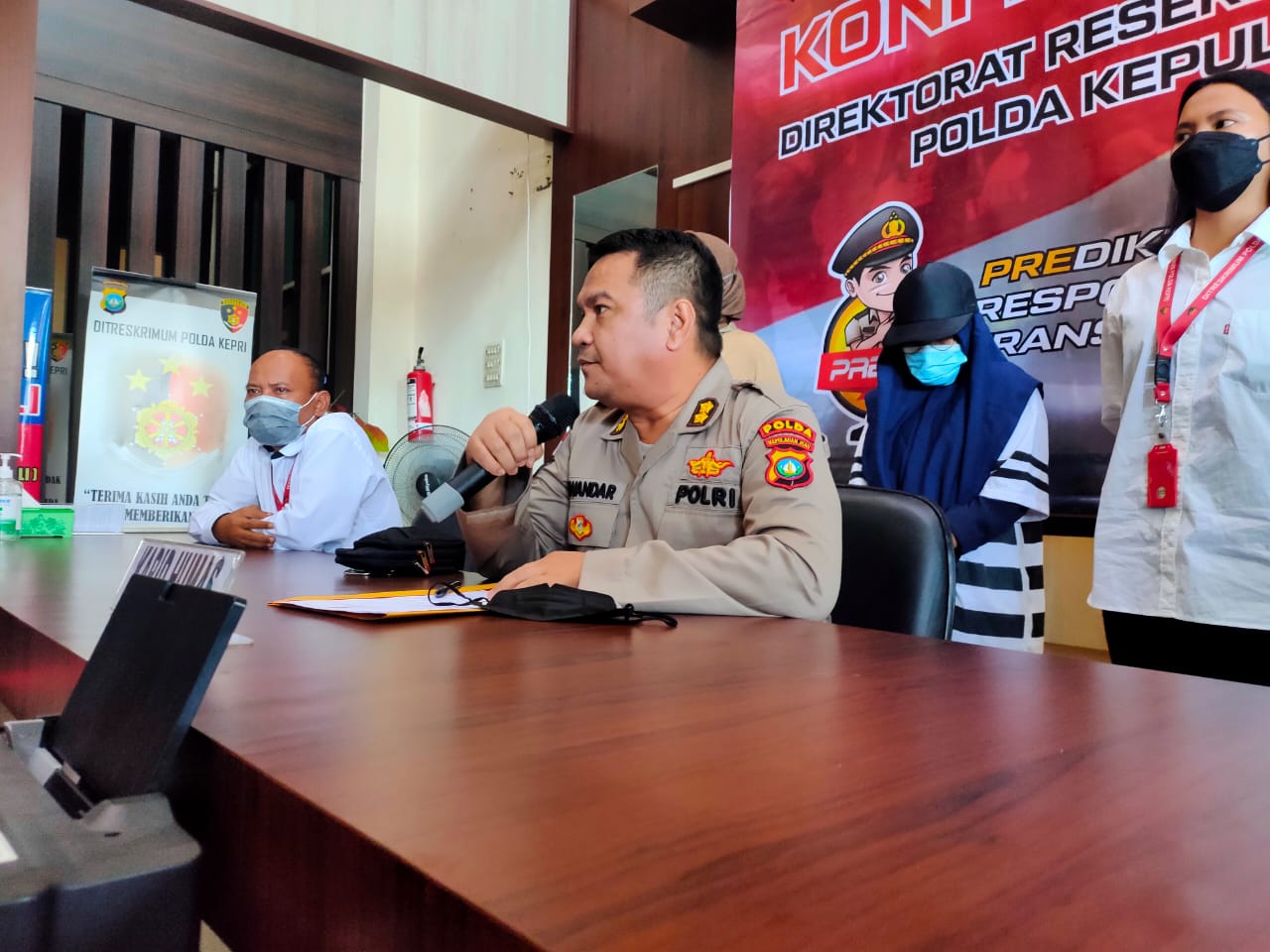 Dit Reskrimum Polda Kepri Berhasil Ungkap Kasus Pemalsuan Surat Rapid Test Antigen