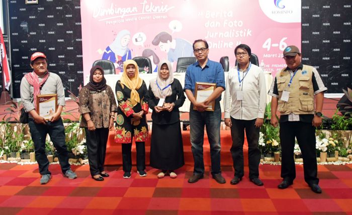 Media Center Riau Raih Dua Penghargaan Bimtek Kemenkominfo