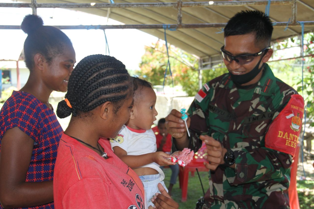 Sambut Paskah, Satgas Pamtas Yonif 131/Brs Gelar Lomba Bersama Anak-Anak Papua