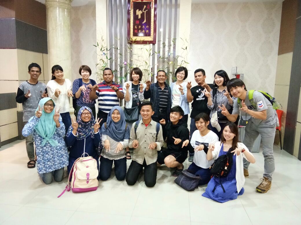 Mahasiswa Jepang Lakukan Penelitian Kebudayaan Suku Laut di Pesisir Indragiri 