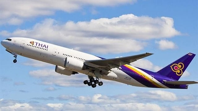 Bangkrut, Maskapai Penerbangan Ini Jadi Jualan Gorengan