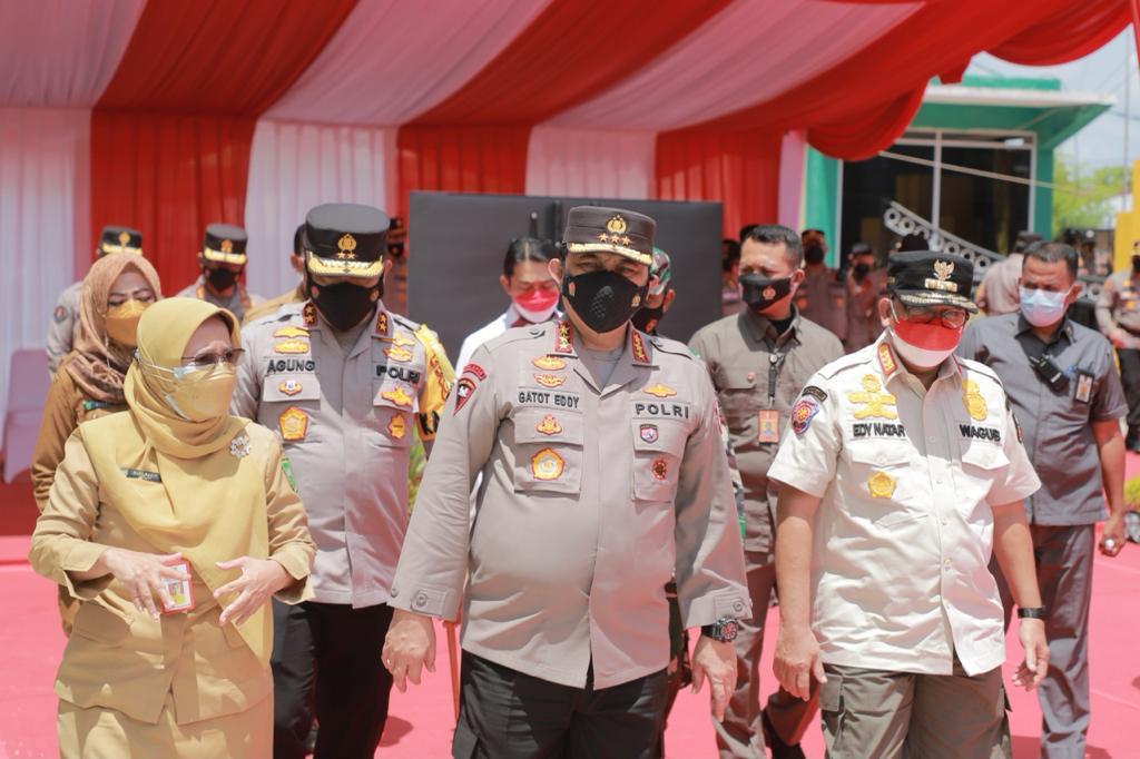 Kunjungi Lokasi Isoter, Wakapolri Semangati Pasien Rawat.