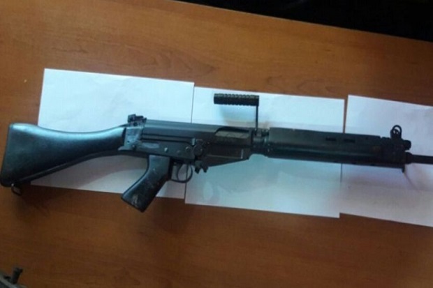 Kurang Asem! Pencuri Gondol 42 Senapan Polisi Paraguay, Diganti Replika