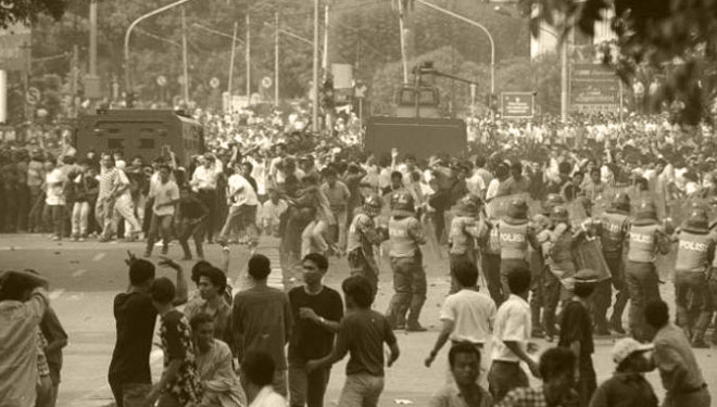 27 Juli, Kudatuli di Markas Partai Demokrasi Indonesia